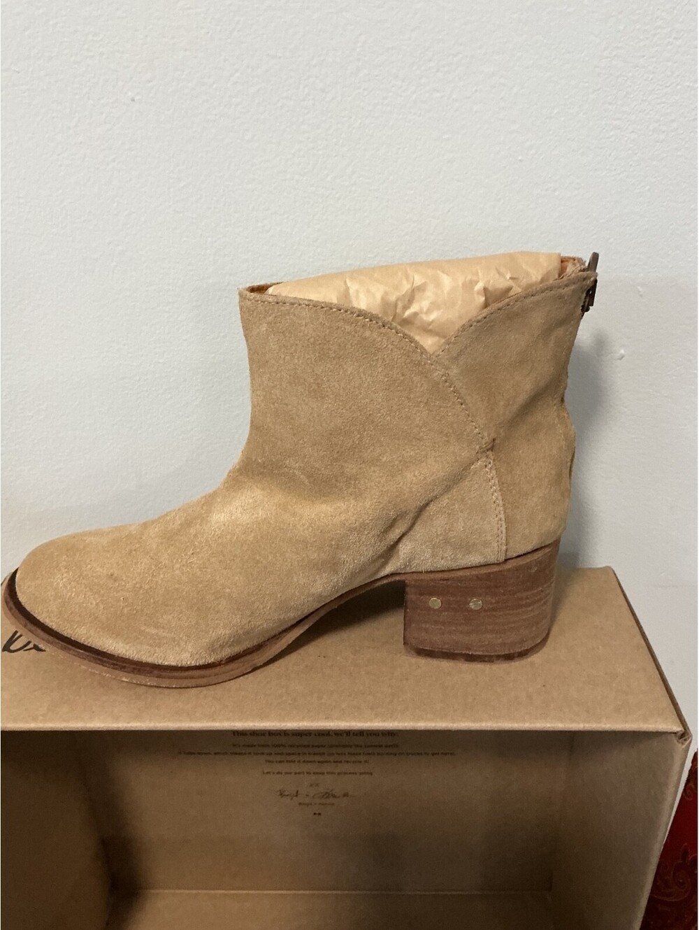 Beek Ankle Boots MSRP $375.00 size 7.5 Brown Anthropologie Handcrafted